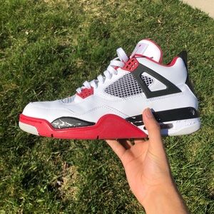 Jordan 4
